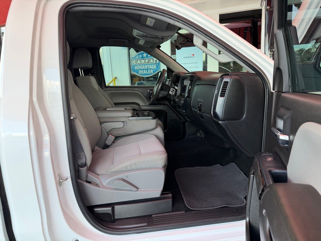 2017 GMC Sierra Image 14