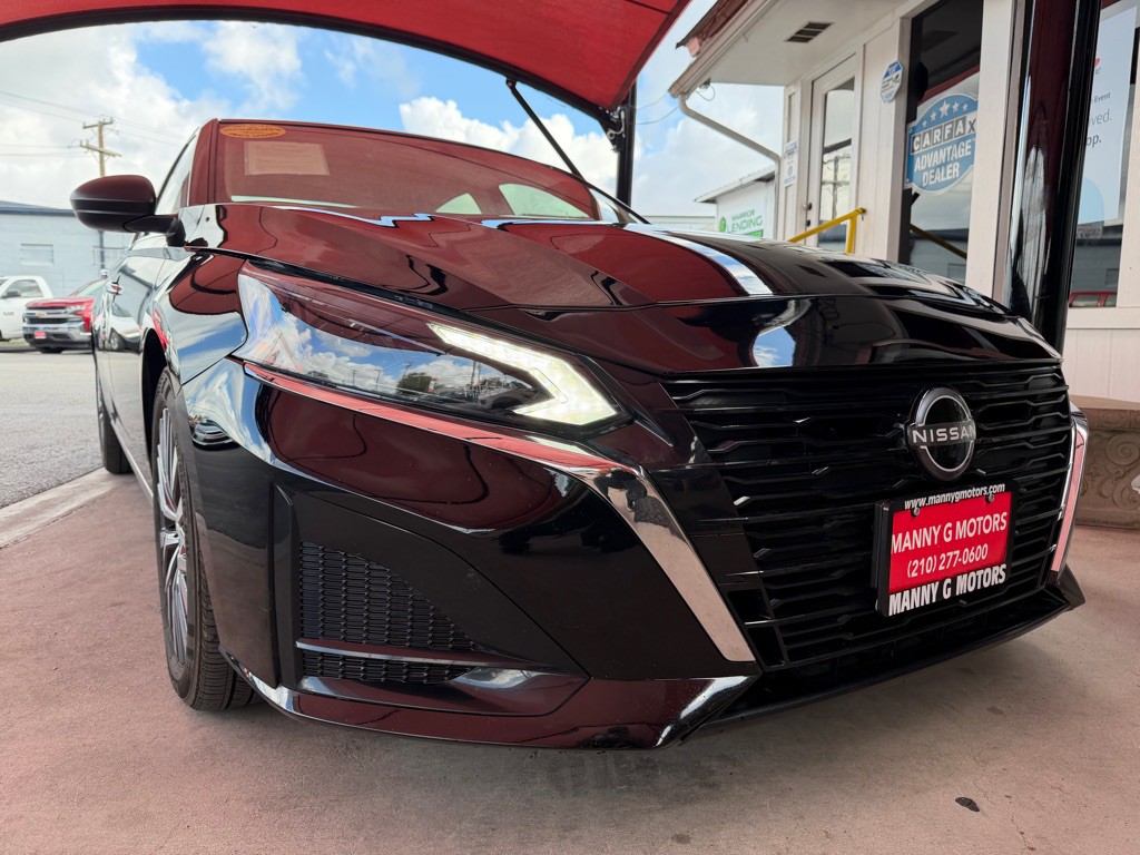 2025 Nissan Altima Image 19