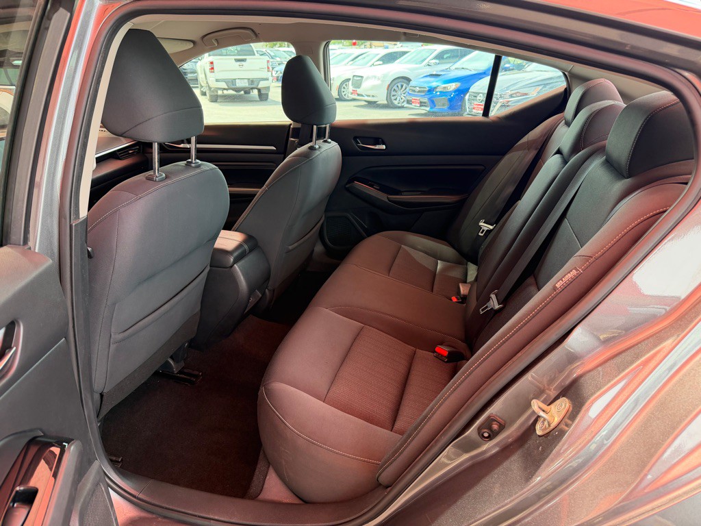 2021 Nissan Altima Image 5