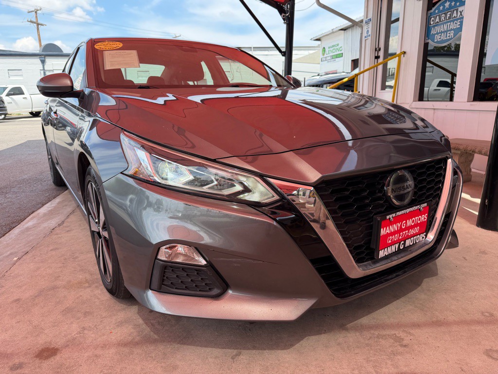 2021 Nissan Altima Image 18