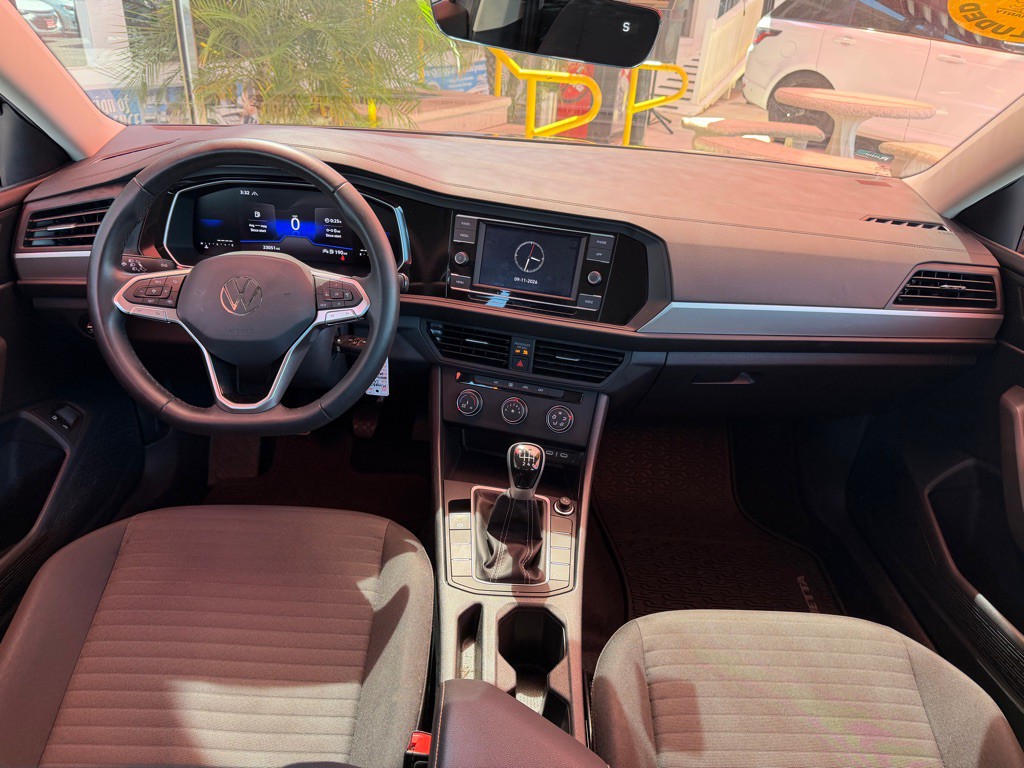 2024 Volkswagen Jetta Image 7