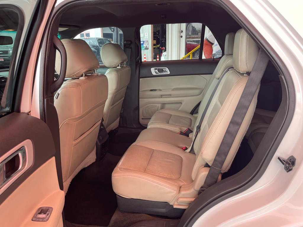 2013 Ford Explorer Image 7