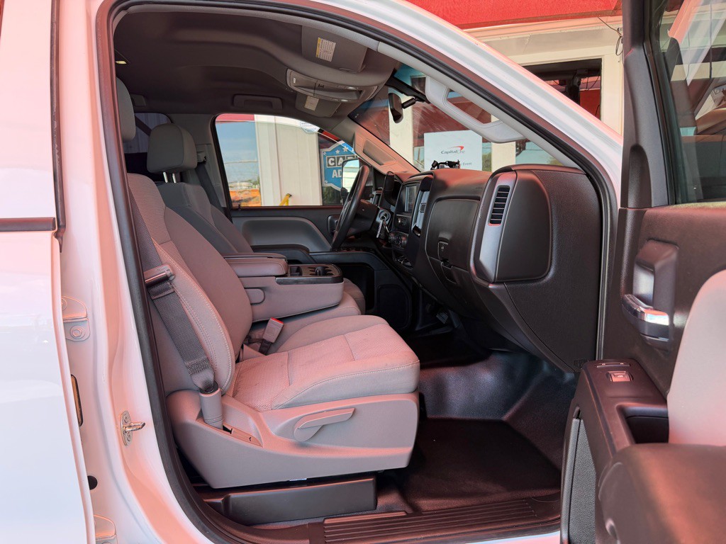 2019 Chevrolet Silverado 1500 Image 17