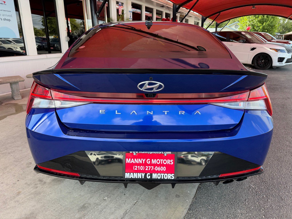 2023 Hyundai Elantra Image 14