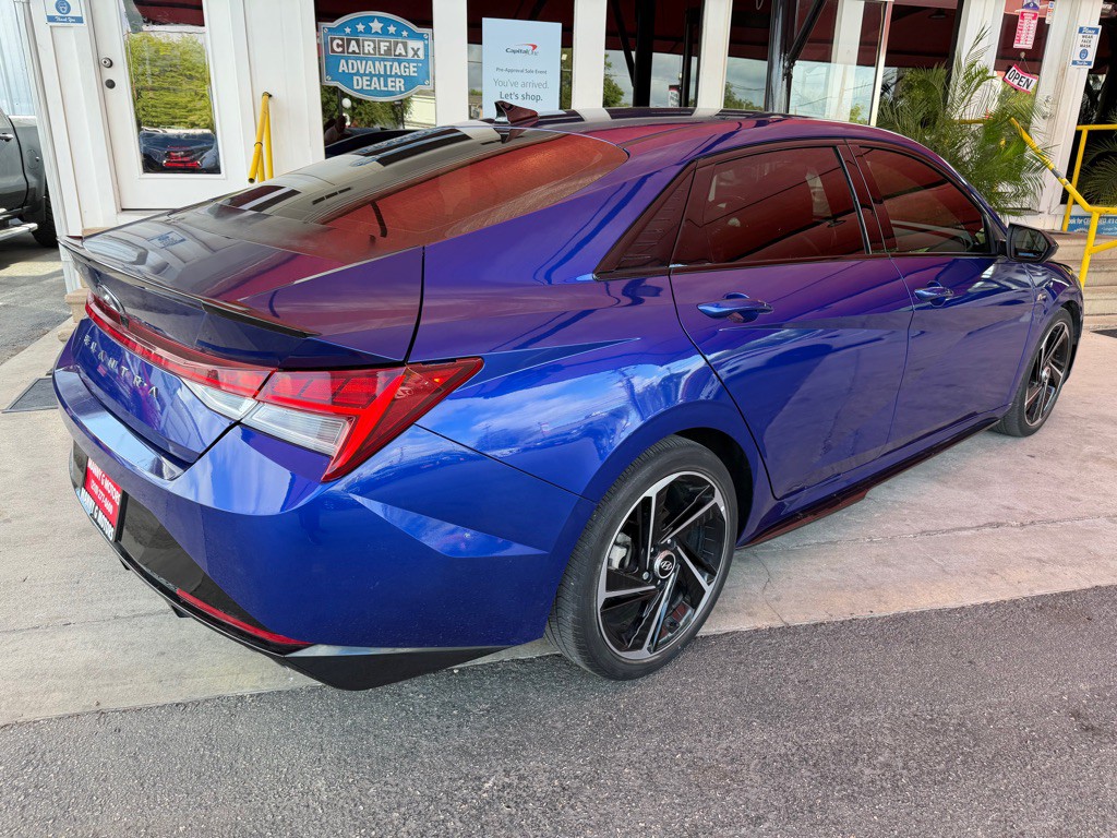 2023 Hyundai Elantra Image 19