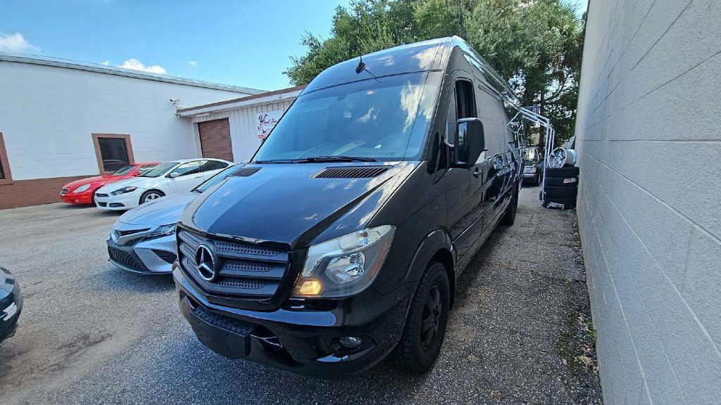 2017 Mercedes-Benz Sprinter Image 6