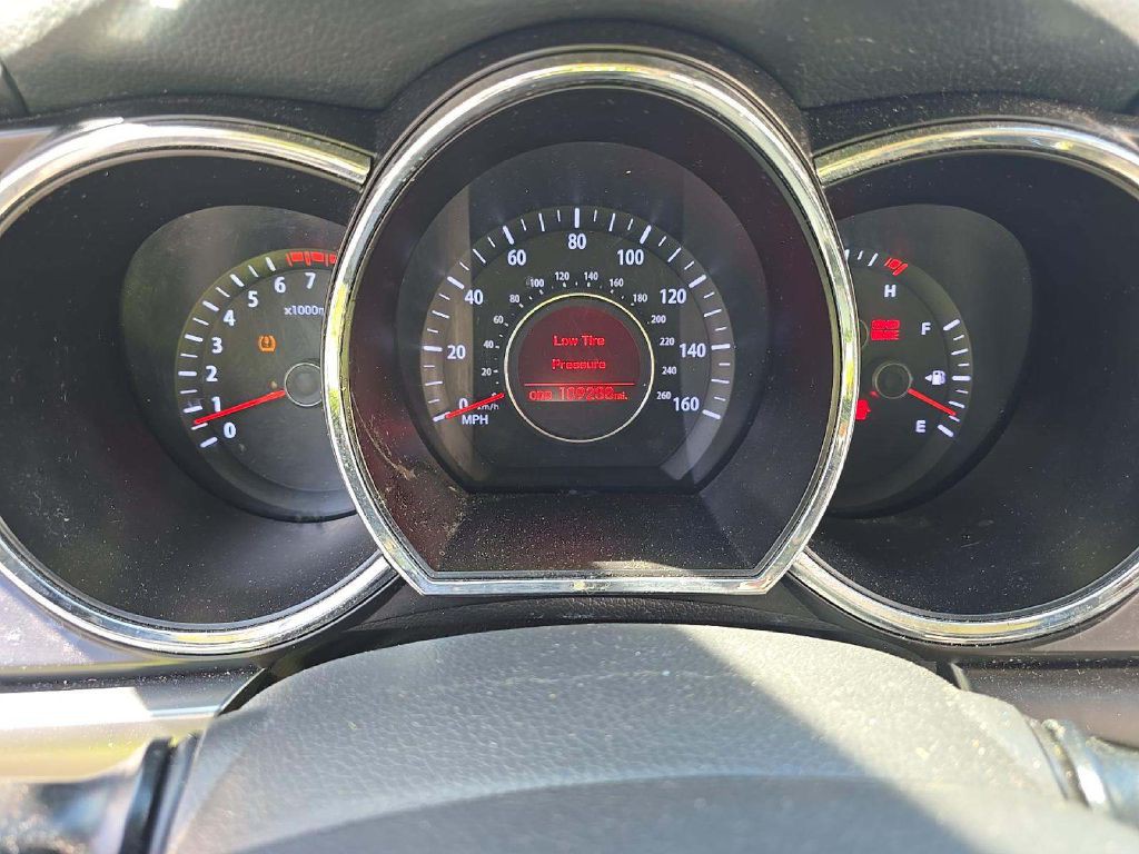 2011 Kia Optima Image 6