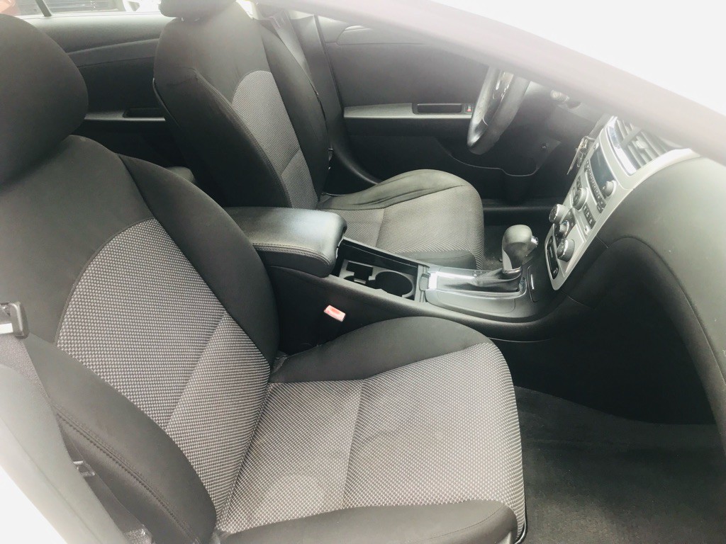 2012 Chevrolet Malibu Image 9