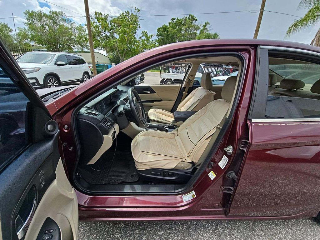 2013 Honda Accord Image 5