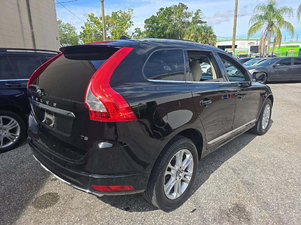 2016 Volvo XC60 Image 3