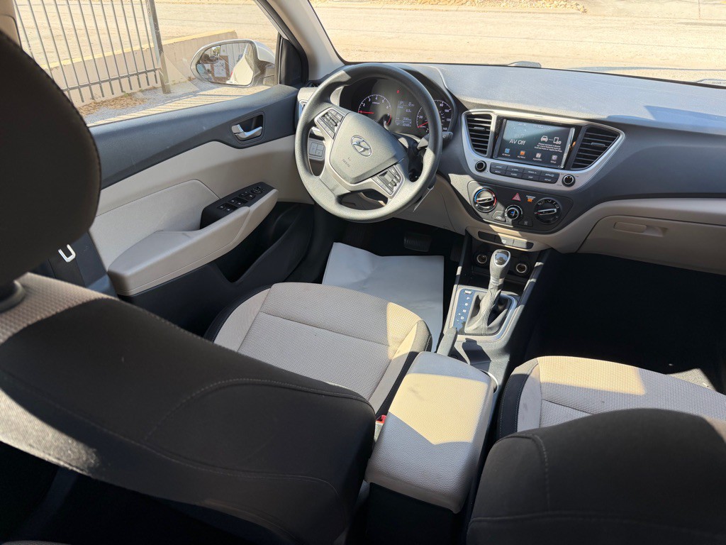 2019 Hyundai Accent Image 8
