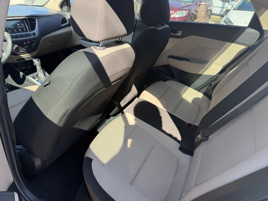 2019 Hyundai Accent Image 11