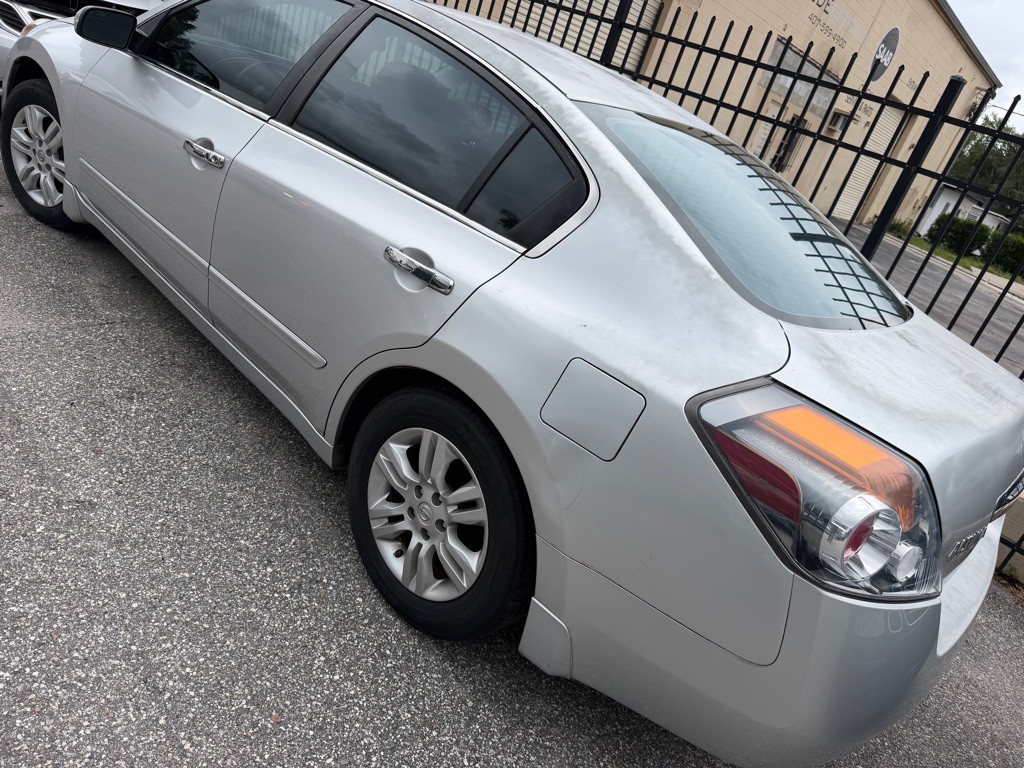 2012 Nissan Altima Image 5