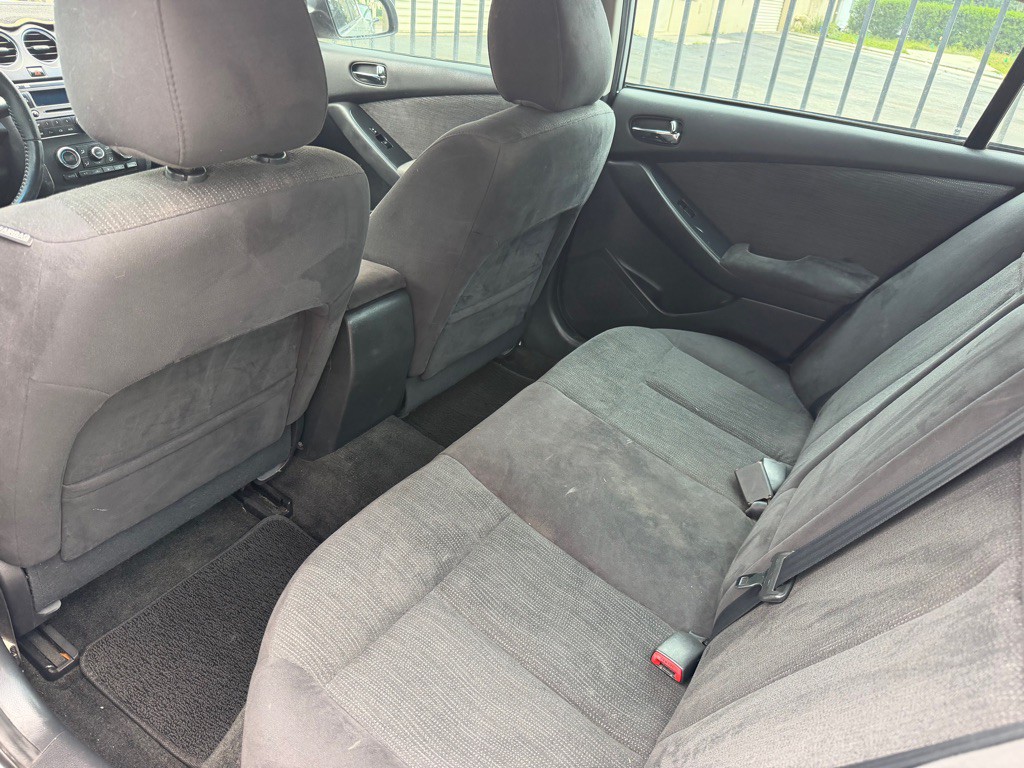 2012 Nissan Altima Image 11