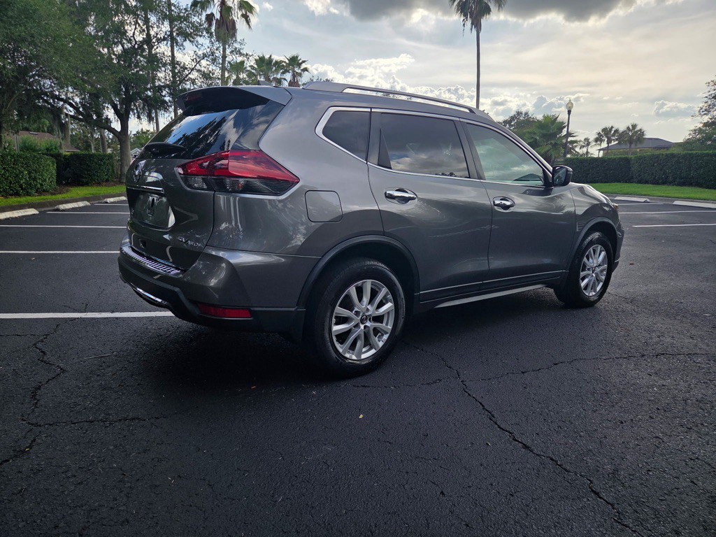 2018 Nissan Rogue Image 4