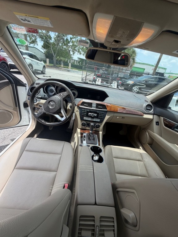 2014 Mercedes-Benz C-Class Image 5