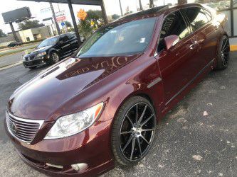 2007 Lexus LS 460L Image 1
