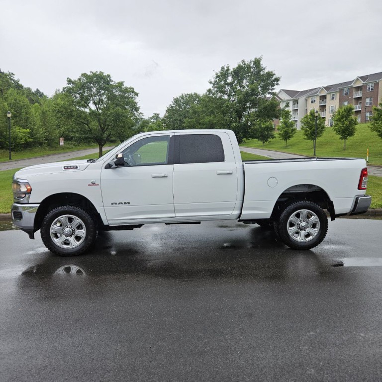 2022 RAM 2500 Image 3