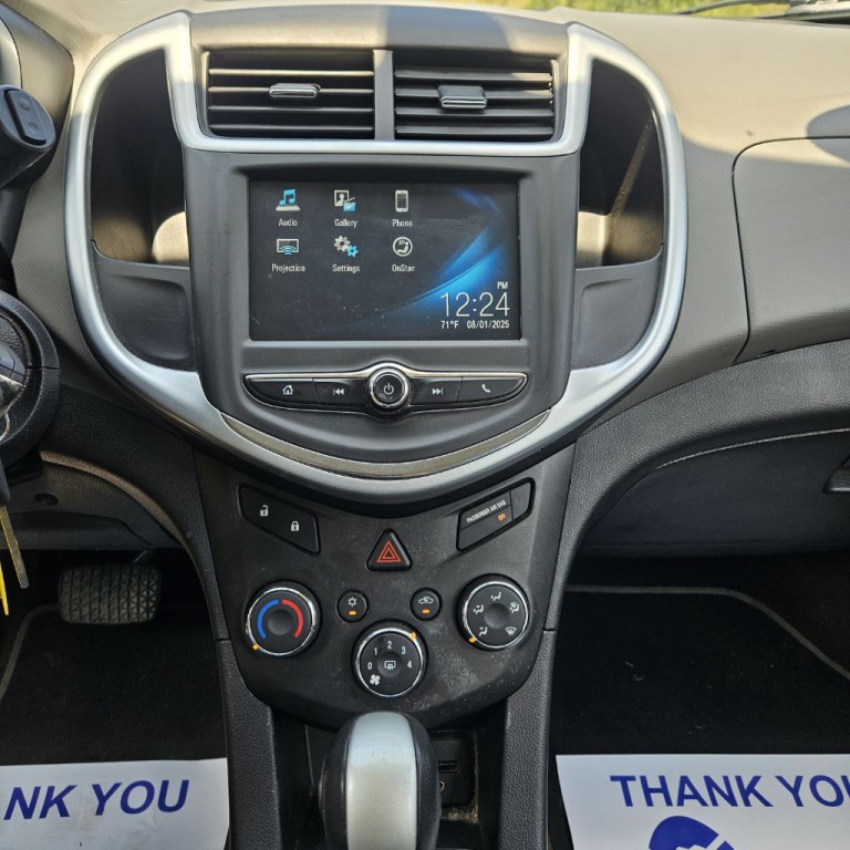2017 Chevrolet Sonic Image 10