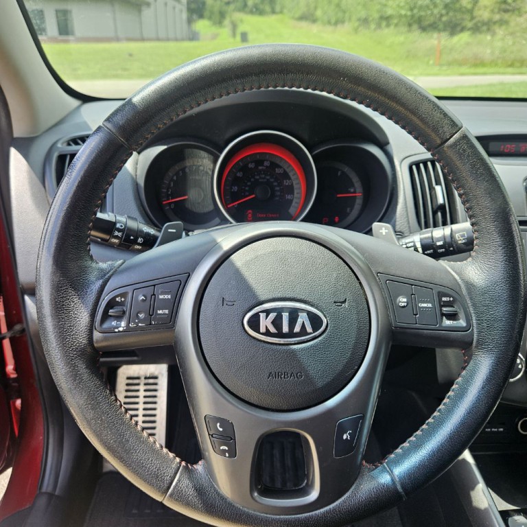 2011 Kia Forte Image 14