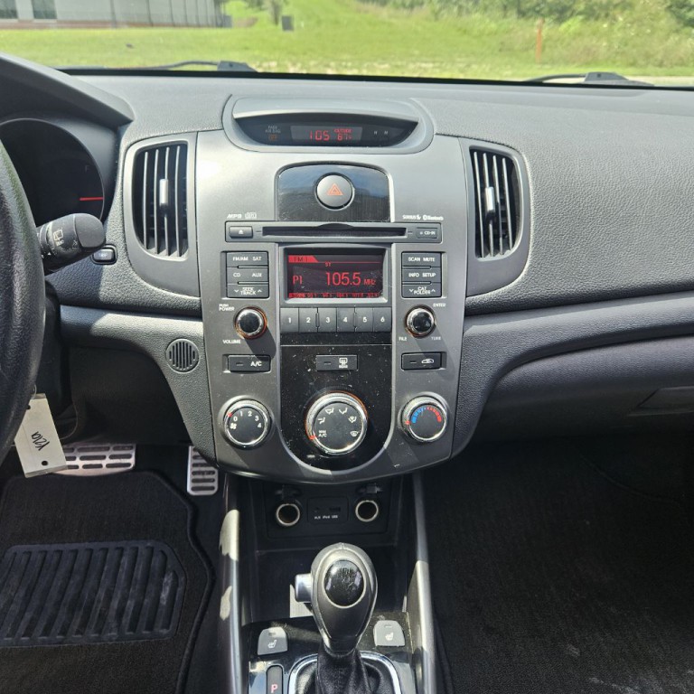 2011 Kia Forte Image 15