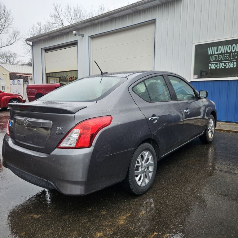 2018 Nissan Versa Image 3