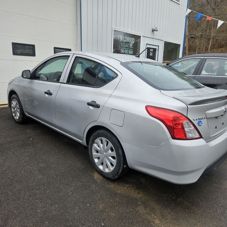 2015 Nissan Versa Image 5