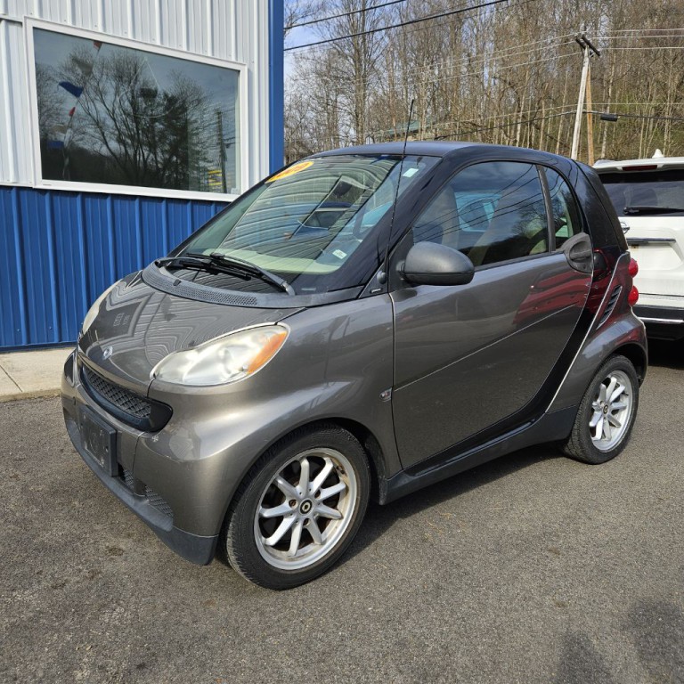 2009 smart fortwo Image 2