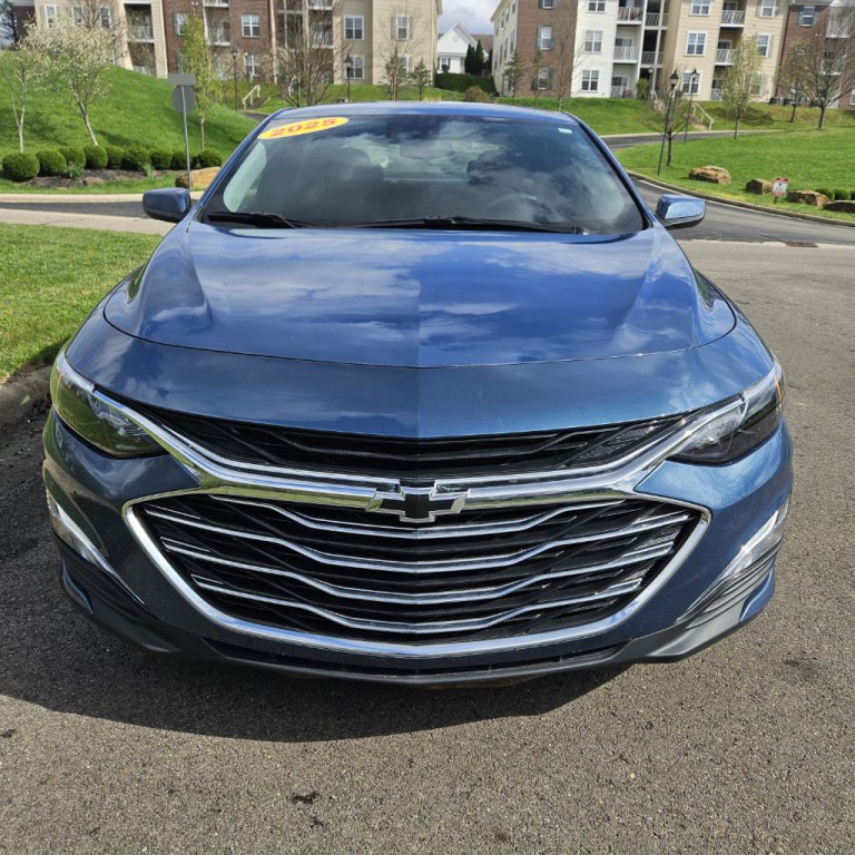 2025 Chevrolet Malibu Image 7