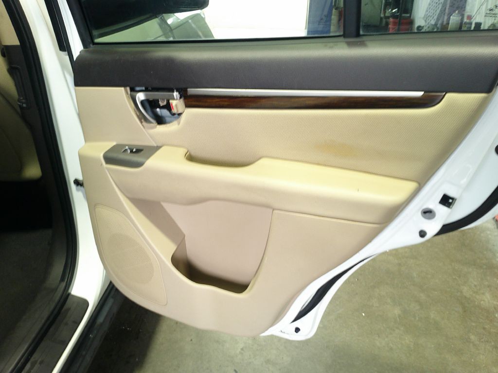 2011 Hyundai Santa Fe Image 6