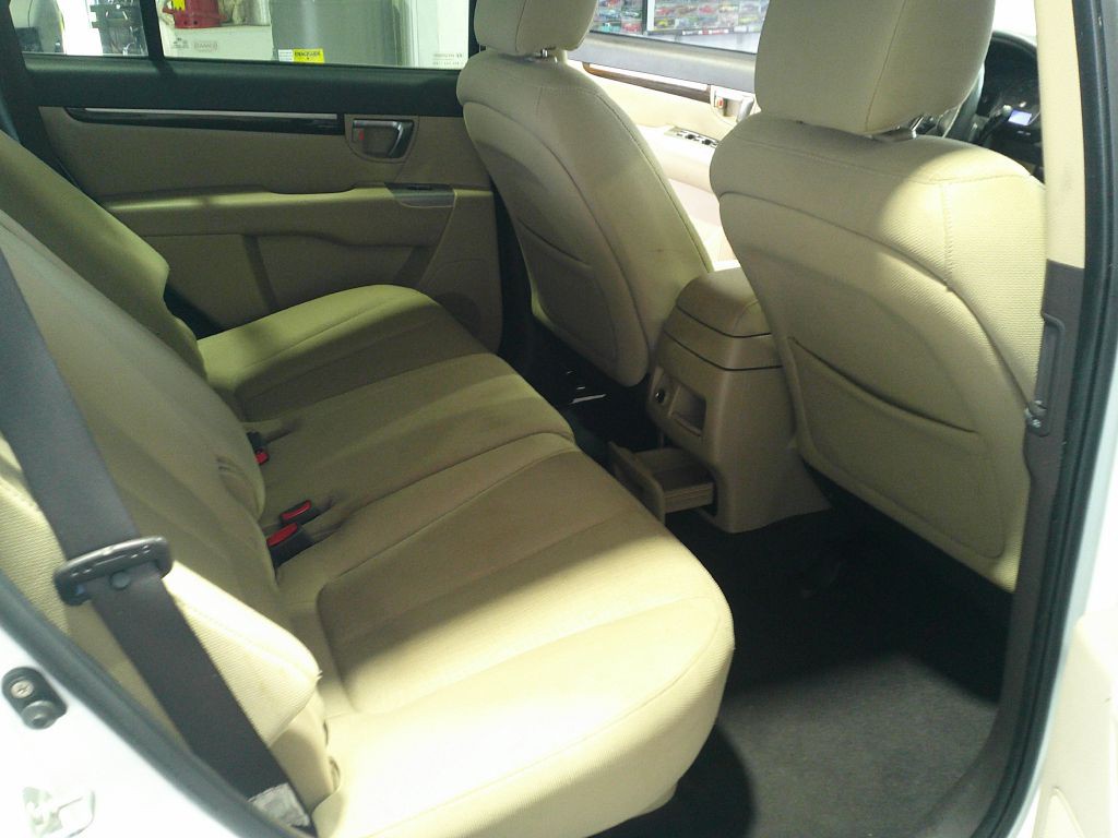 2011 Hyundai Santa Fe Image 7