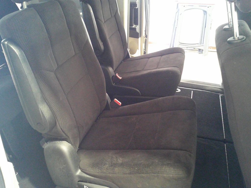 2012 Dodge Grand Caravan Image 12