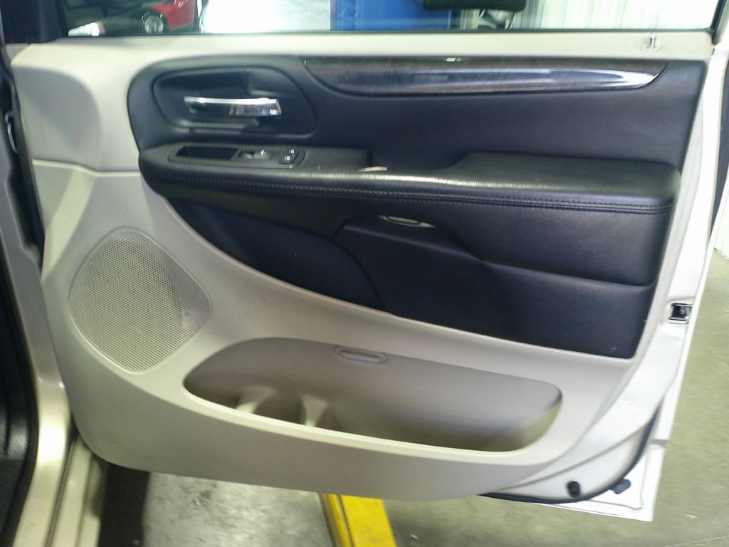 2012 Dodge Grand Caravan Image 13