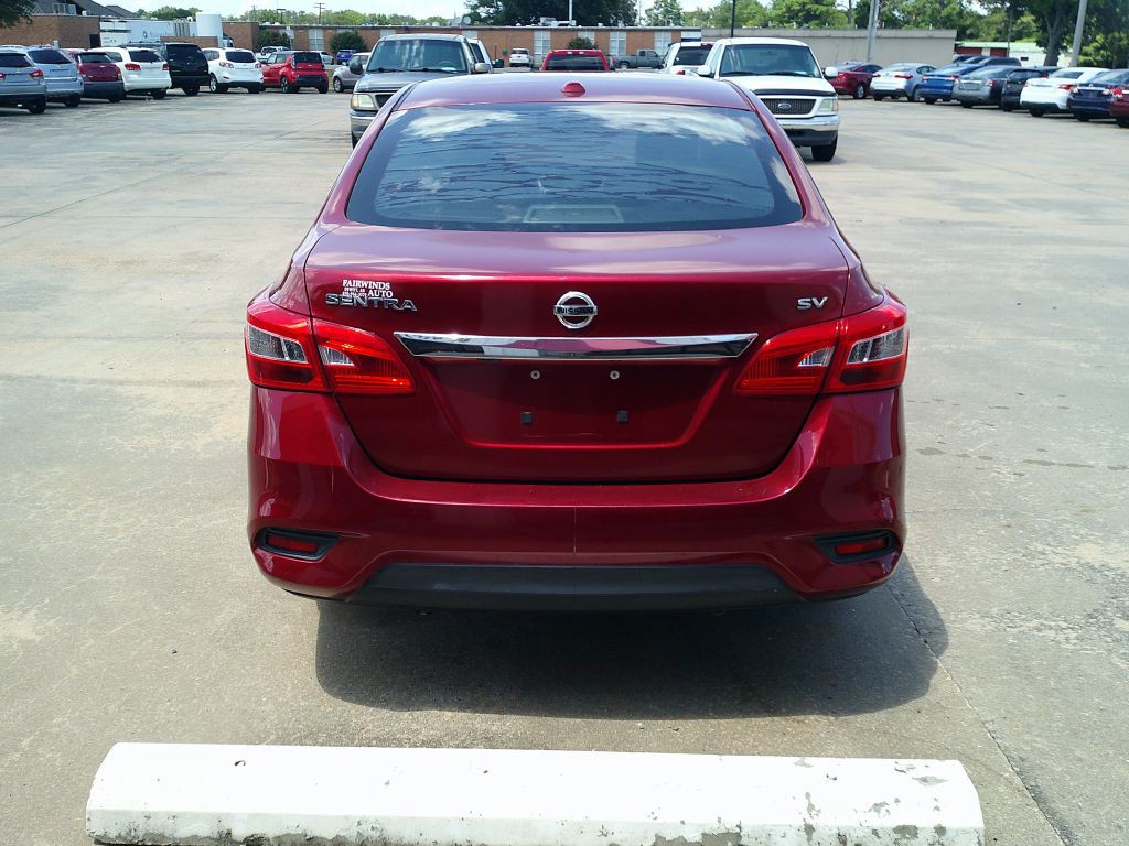 2018 Nissan Sentra Image 5