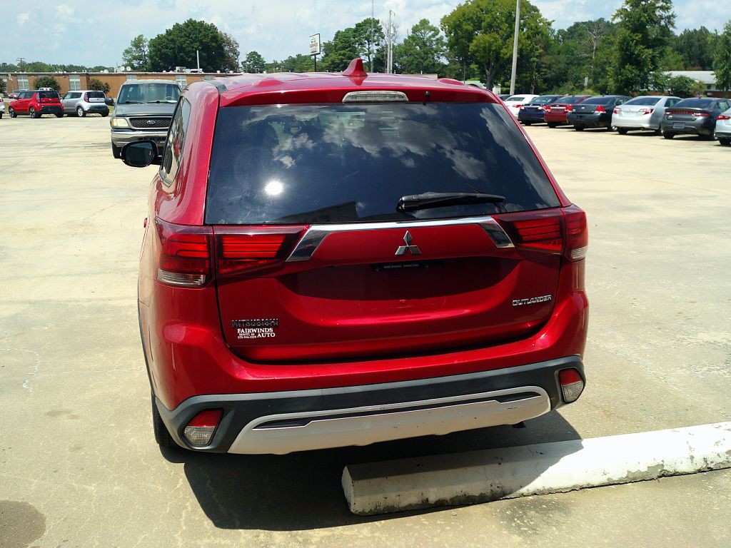 2019 Mitsubishi Outlander Image 5