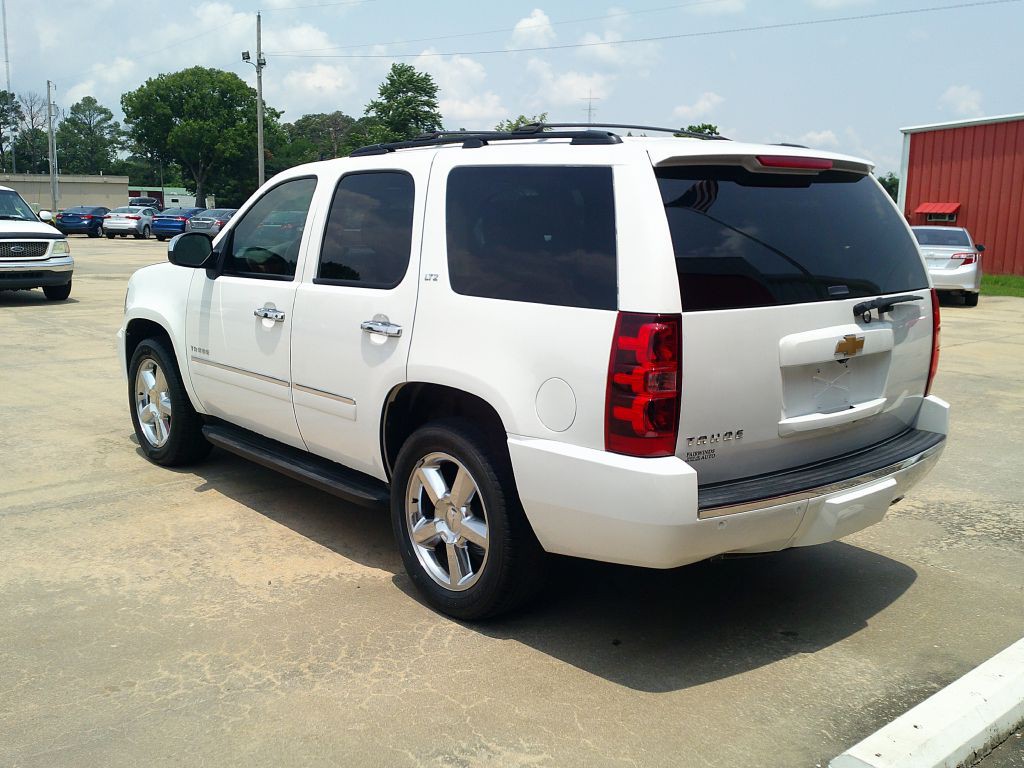 2013 Chevrolet Tahoe Image 4