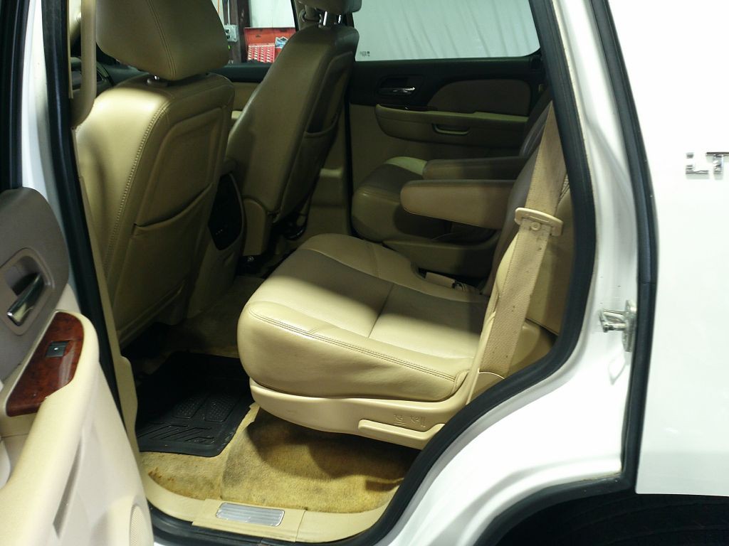 2013 Chevrolet Tahoe Image 11