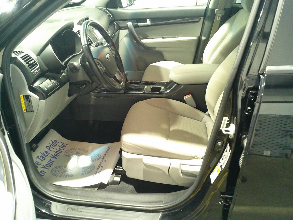 2015 Kia Sorento Image 9