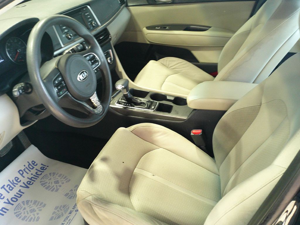 2016 Kia Optima Image 4