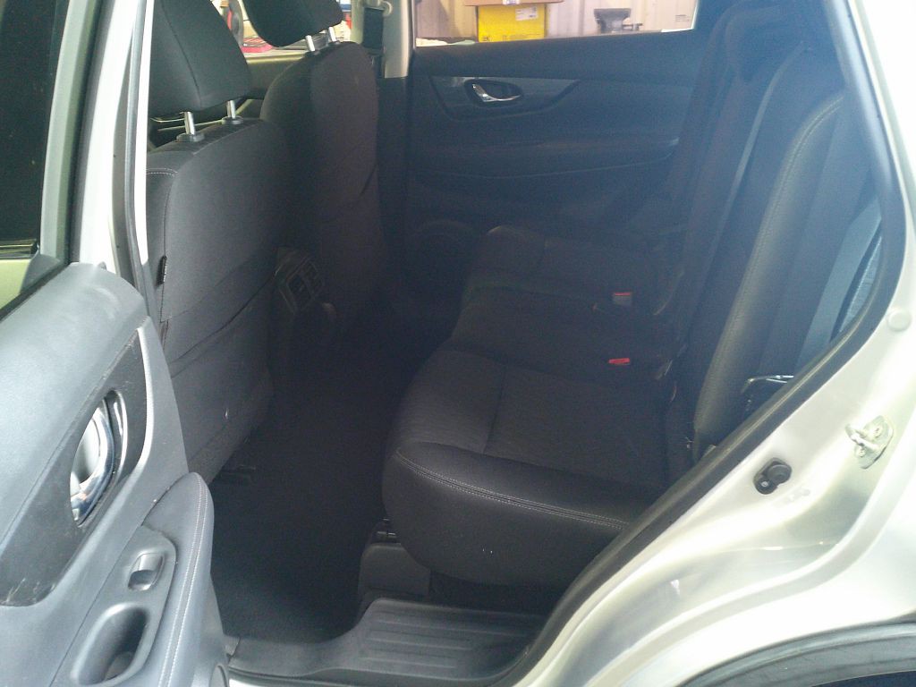 2018 Nissan Rogue Image 11
