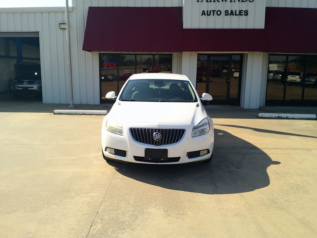 2012 Buick Regal Image 2