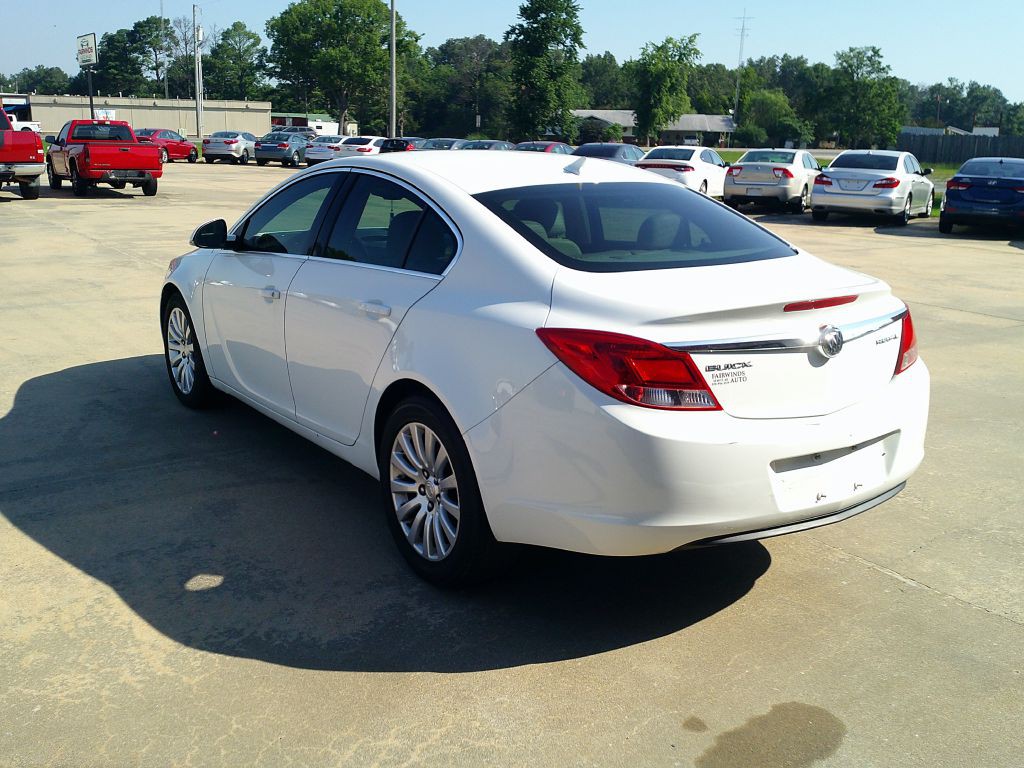 2012 Buick Regal Image 4