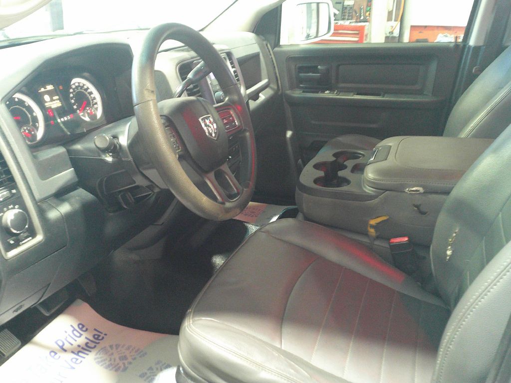 2016 RAM 1500 Image 8