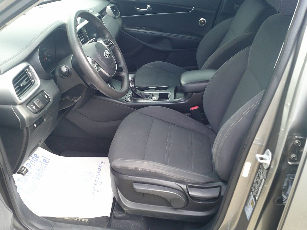 2019 Kia Sorento Image 9