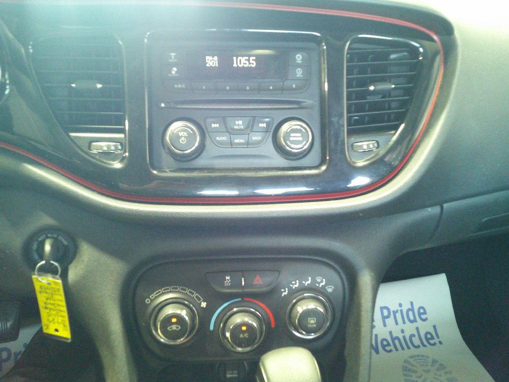 2015 Dodge Dart Image 16