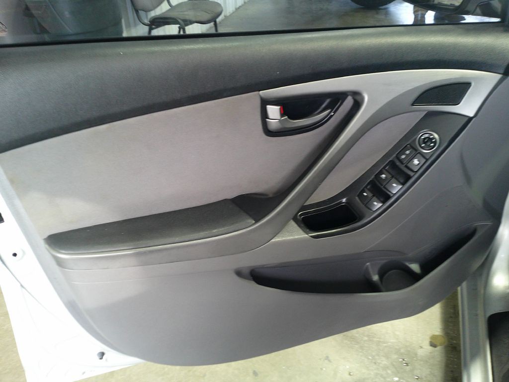 2015 Hyundai Elantra Image 7