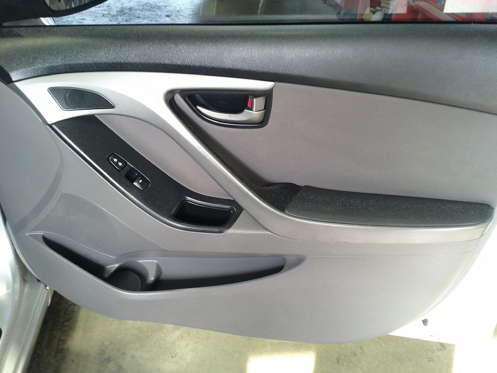 2015 Hyundai Elantra Image 13