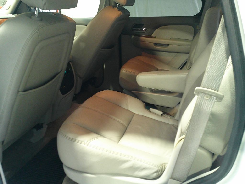 2008 GMC Yukon Image 5