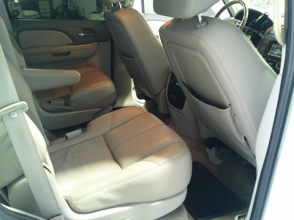 2008 GMC Yukon Image 7