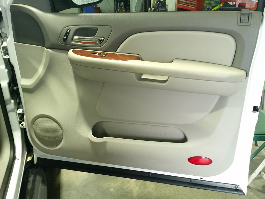 2008 GMC Yukon Image 8